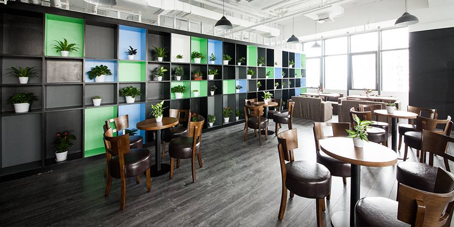 上海办公空间设计中屏风,家具,色彩是如何搭配的