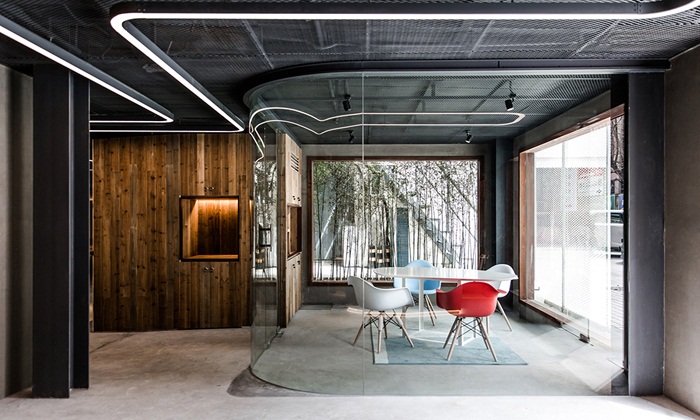 办公室 loft装修如何对强化木地板进行维护保养？